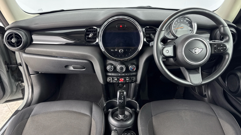 MINI Hatchback 1.5 Cooper Classic 3dr Auto Petrol Hatchback